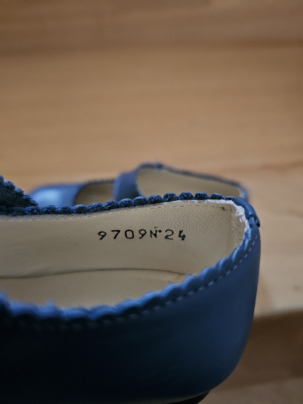 Scarpe per ragazze: Mädchen Chiquitín Schuhe – Usato da Schwyz venduto da Francesca54 2