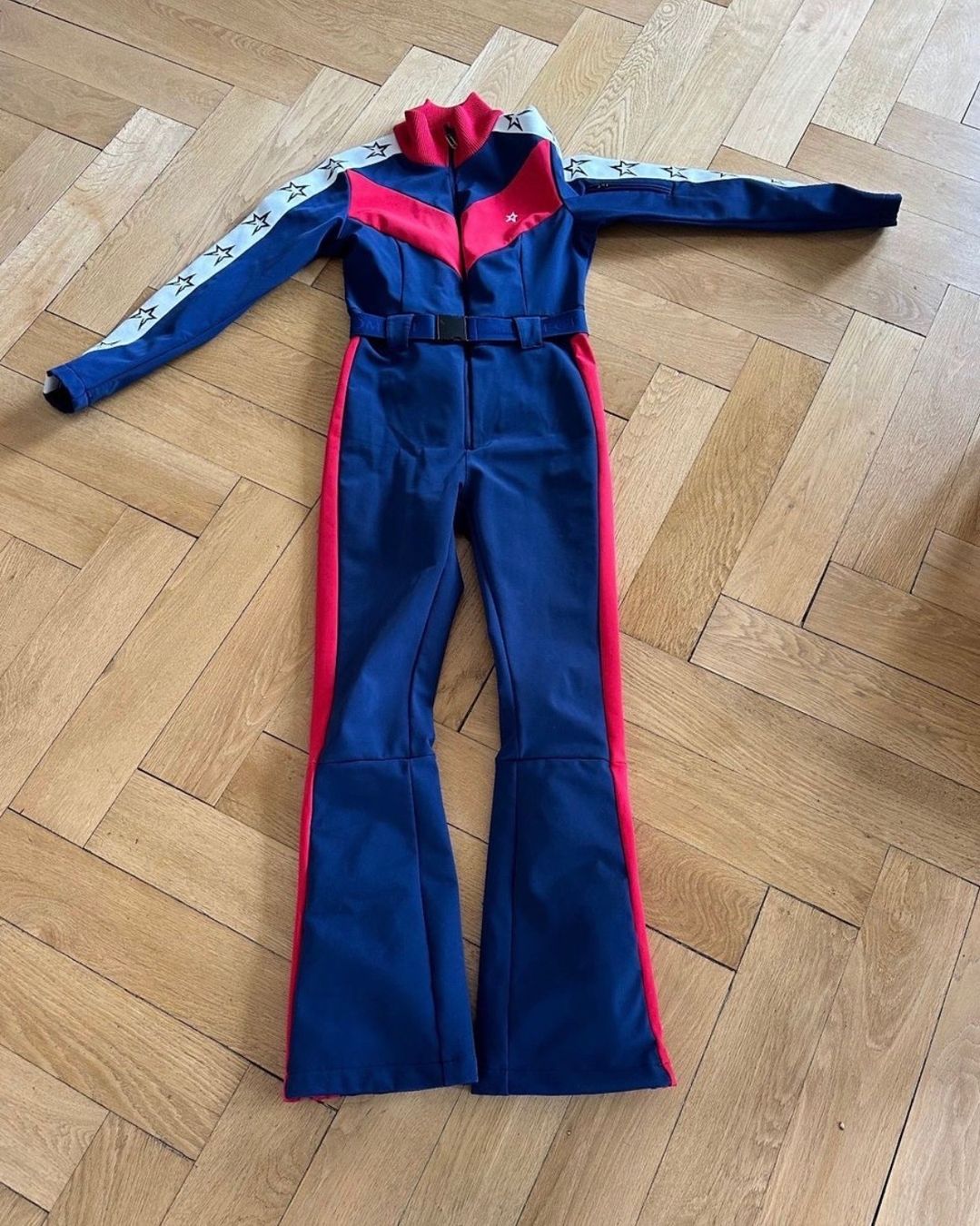 Anzüge & Kostüme: Ski-Anzug von Perfect Moment. – Gebraucht aus Frümsen von sil_67sn