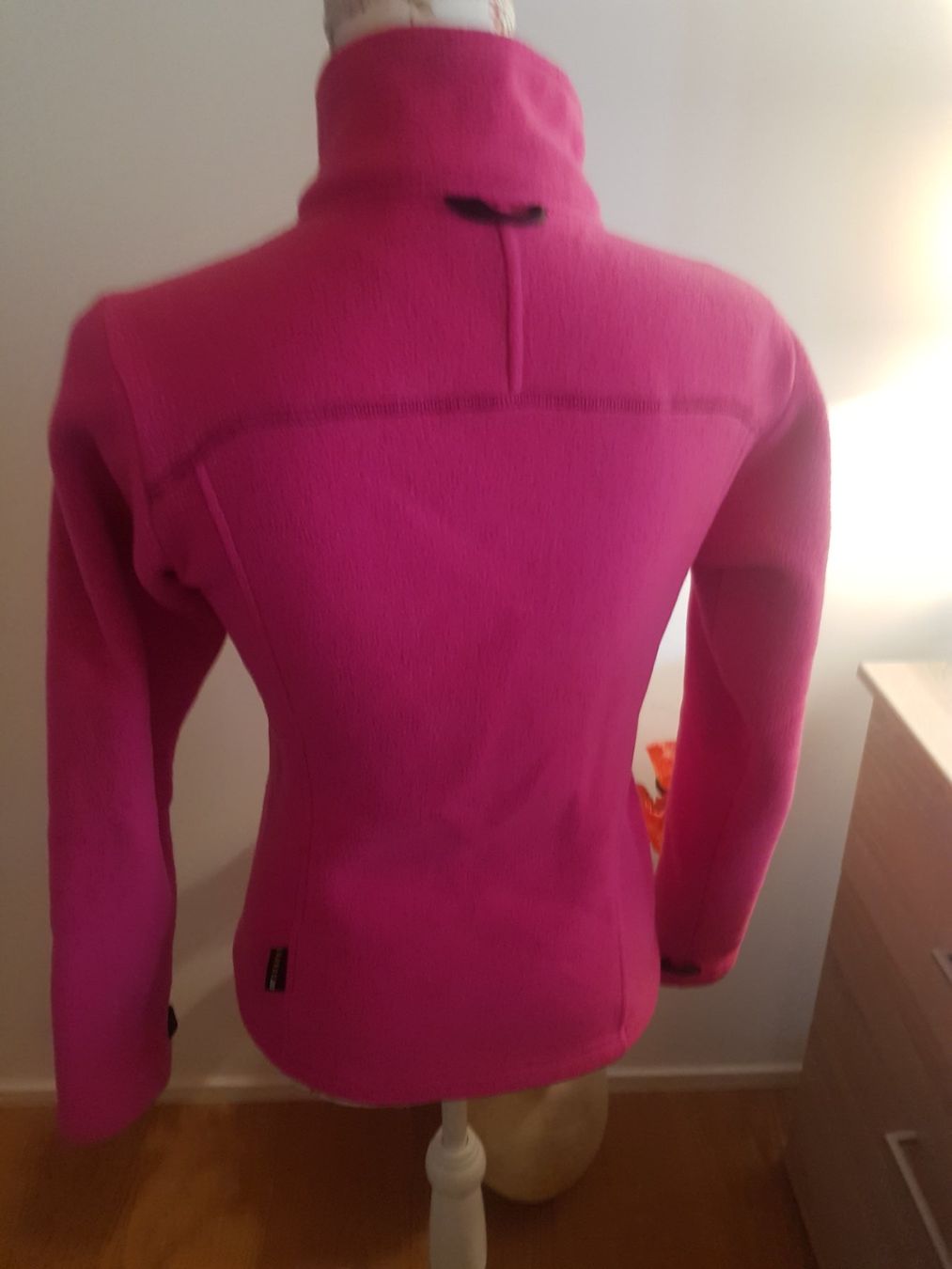Jack Wolfskin Giacche: Jack Wolskin gr XS – Usato da Opfikon venduto da Annanet 3