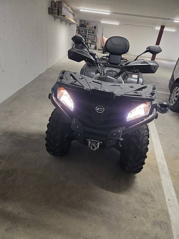 ATV / Quad: Quad CF Moto C Force 520L mit Schneepflug! – Usato da Oberbüren venduto da fab_z9xt