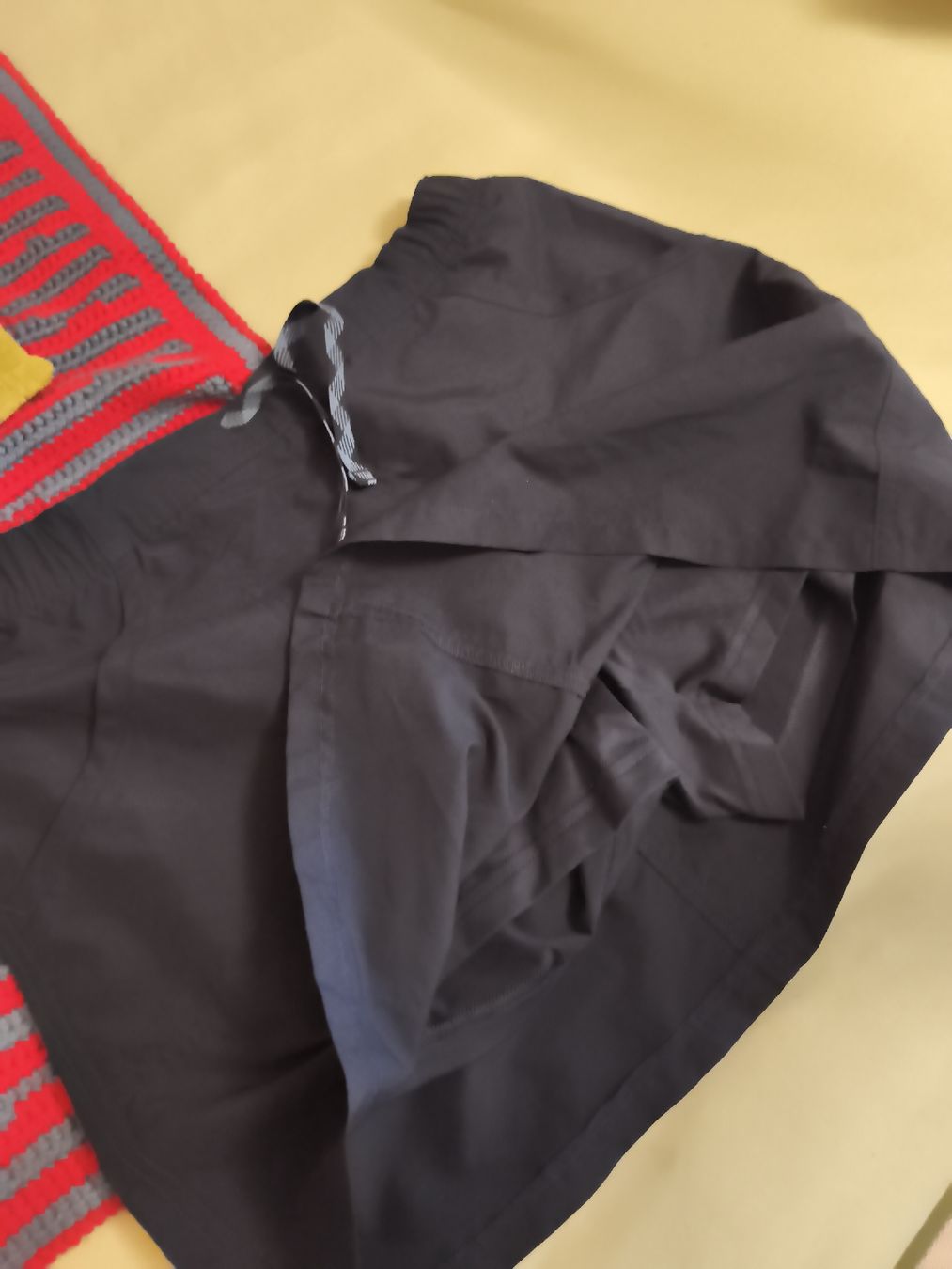 Decathlon Gonne: Dunkelblauer Damen Wanderrock, Grösse 40/42 – Usato da Aarwangen venduto da Byv7 1