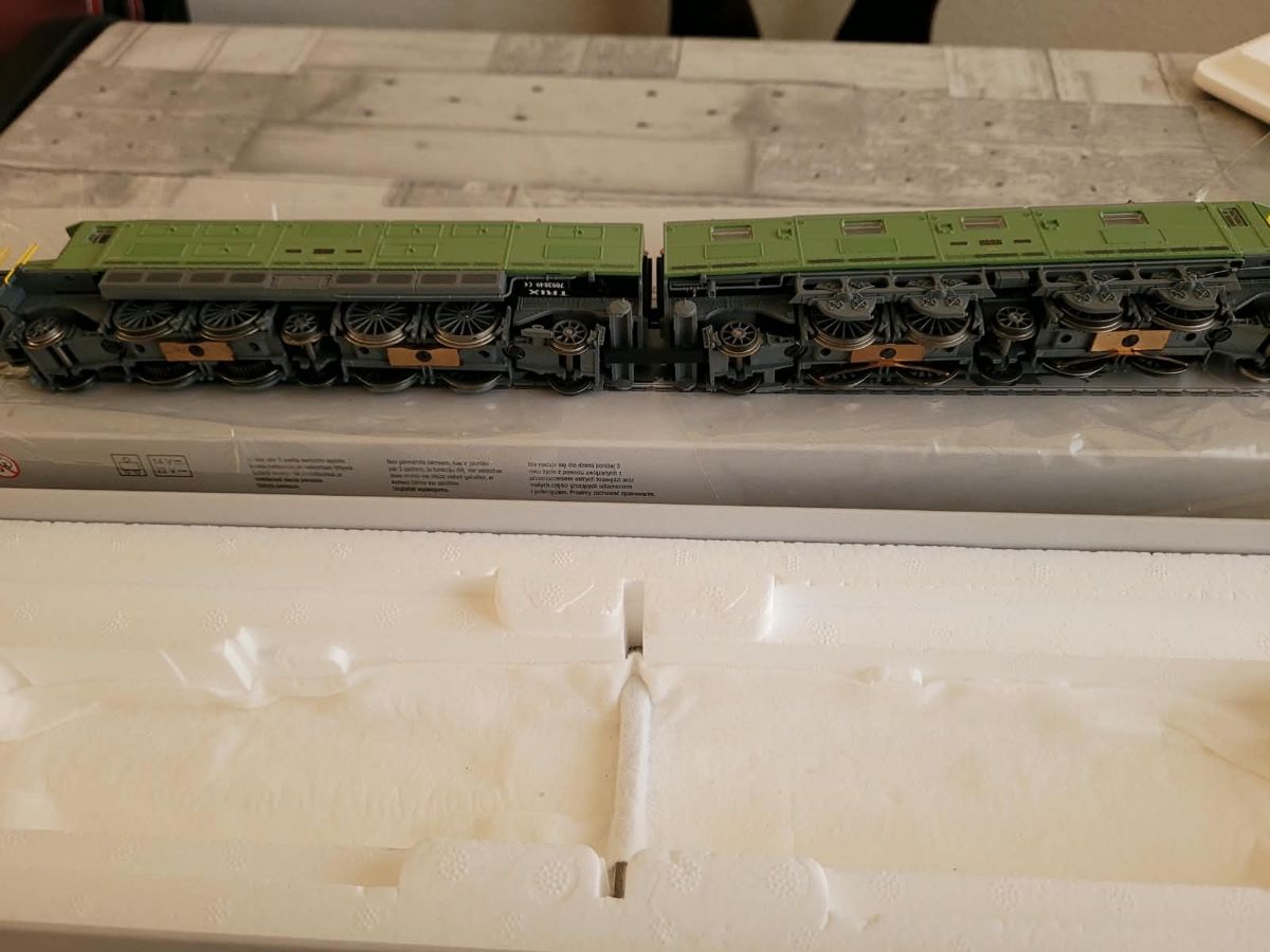Trix Modelleisenbahnen: TRIX H0 Ae 8/14 digital – Gebraucht aus Steffisburg von susello 2