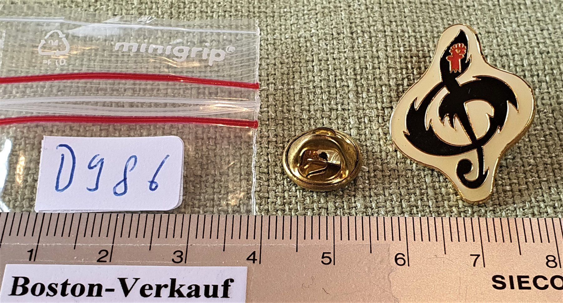 Portachiavi: D986 - Pin Violinen Schlüssel Baselland – Usato da Reinach BL venduto da Boston-Verkauf 2