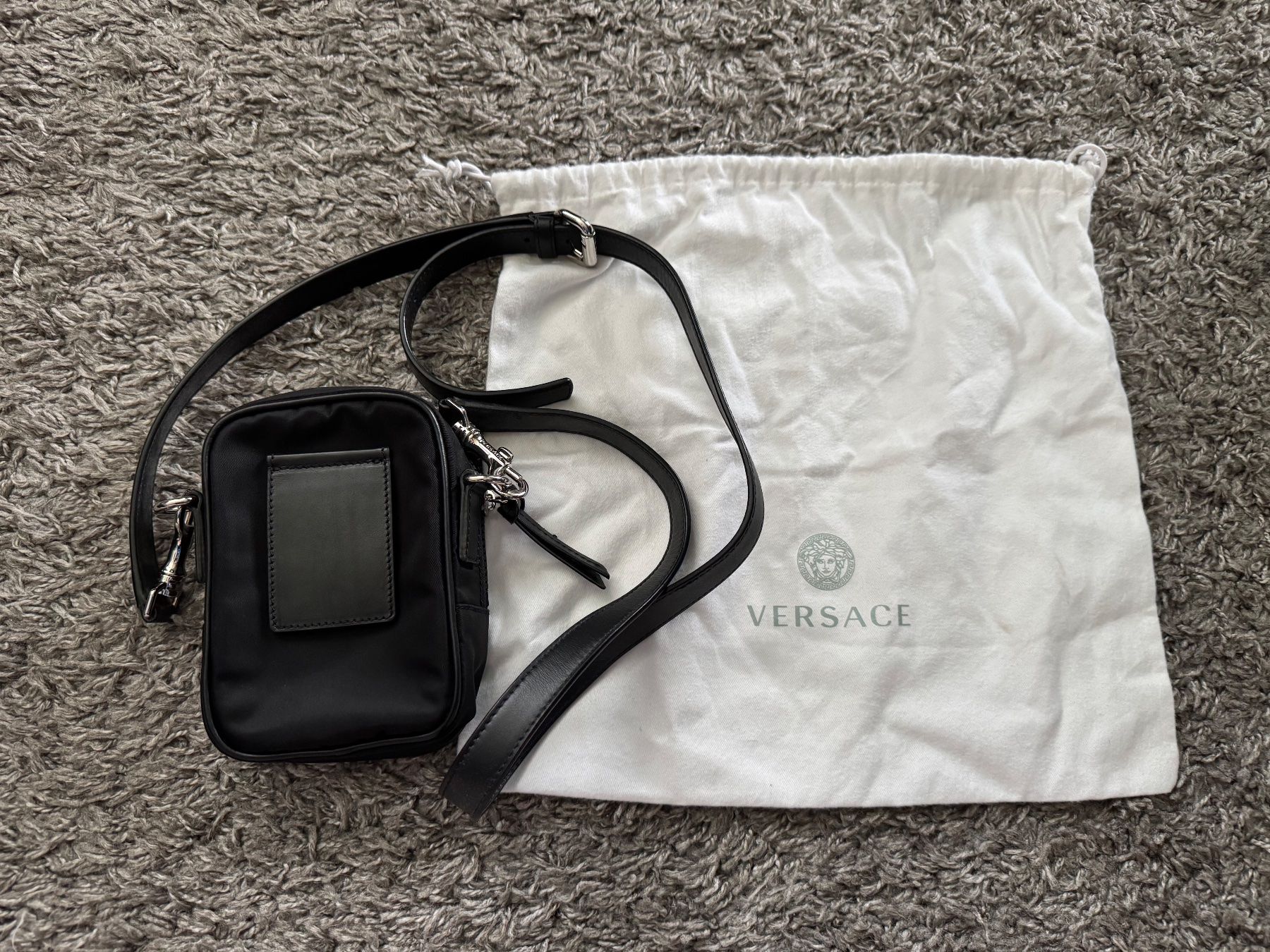 Versace Borse: Versace Umhängetasche – Usato da Löhningen venduto da santafe06 1