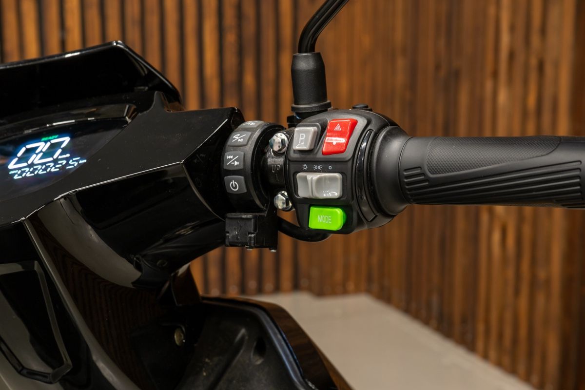 Scooters: Forza Next Escooter ohne Prüfung – Gebraucht aus Merenschwand von DeluxuryMotorsGmbH 7