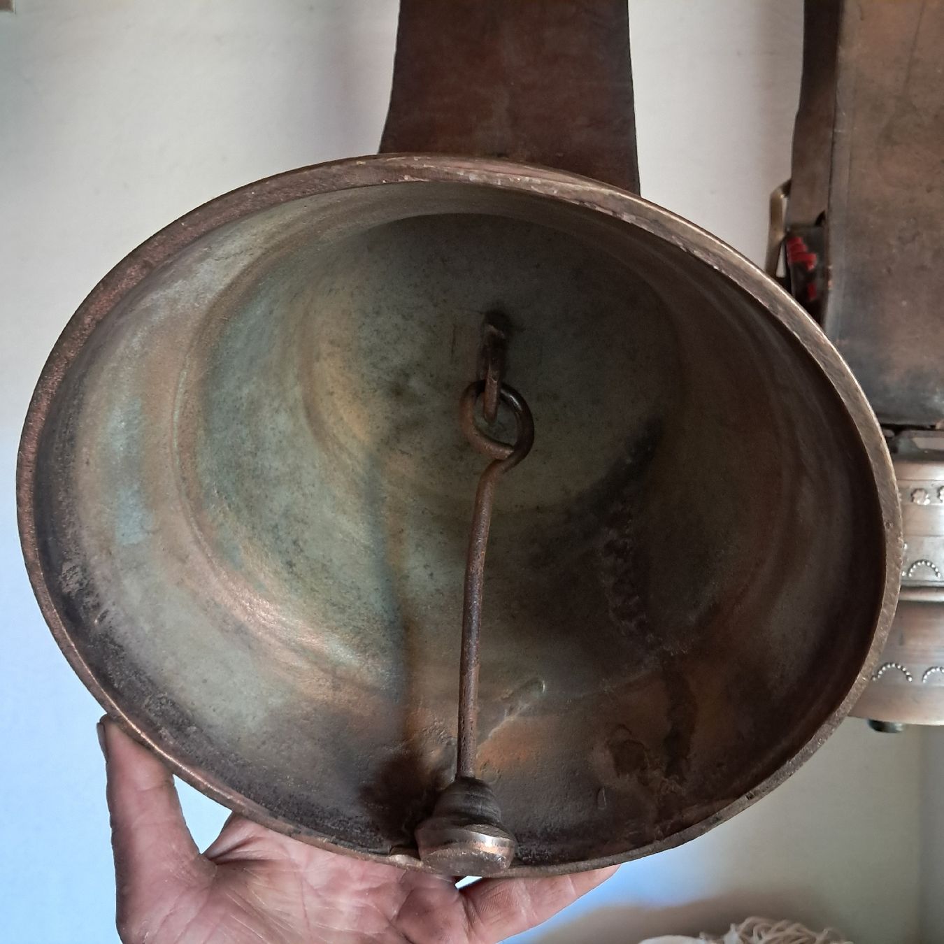 Glocken & Treicheln: 2 ALTE GLOCKEN  – Gebraucht aus Murten von SHETHOF 8