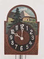 Schwarzwald Uhr Tanne mit Tannzapfen