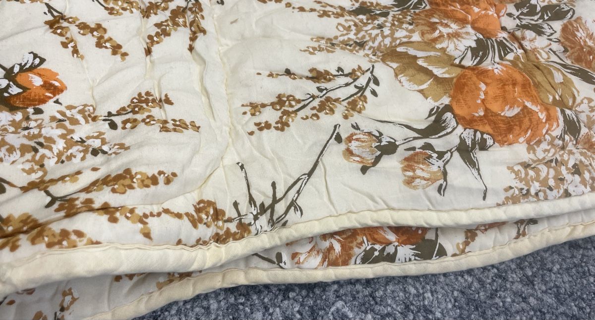 Coperte: VT Tagesdecke mit Blumenmuster, Top! – Usato da Au ZH venduto da Jaggy4 3