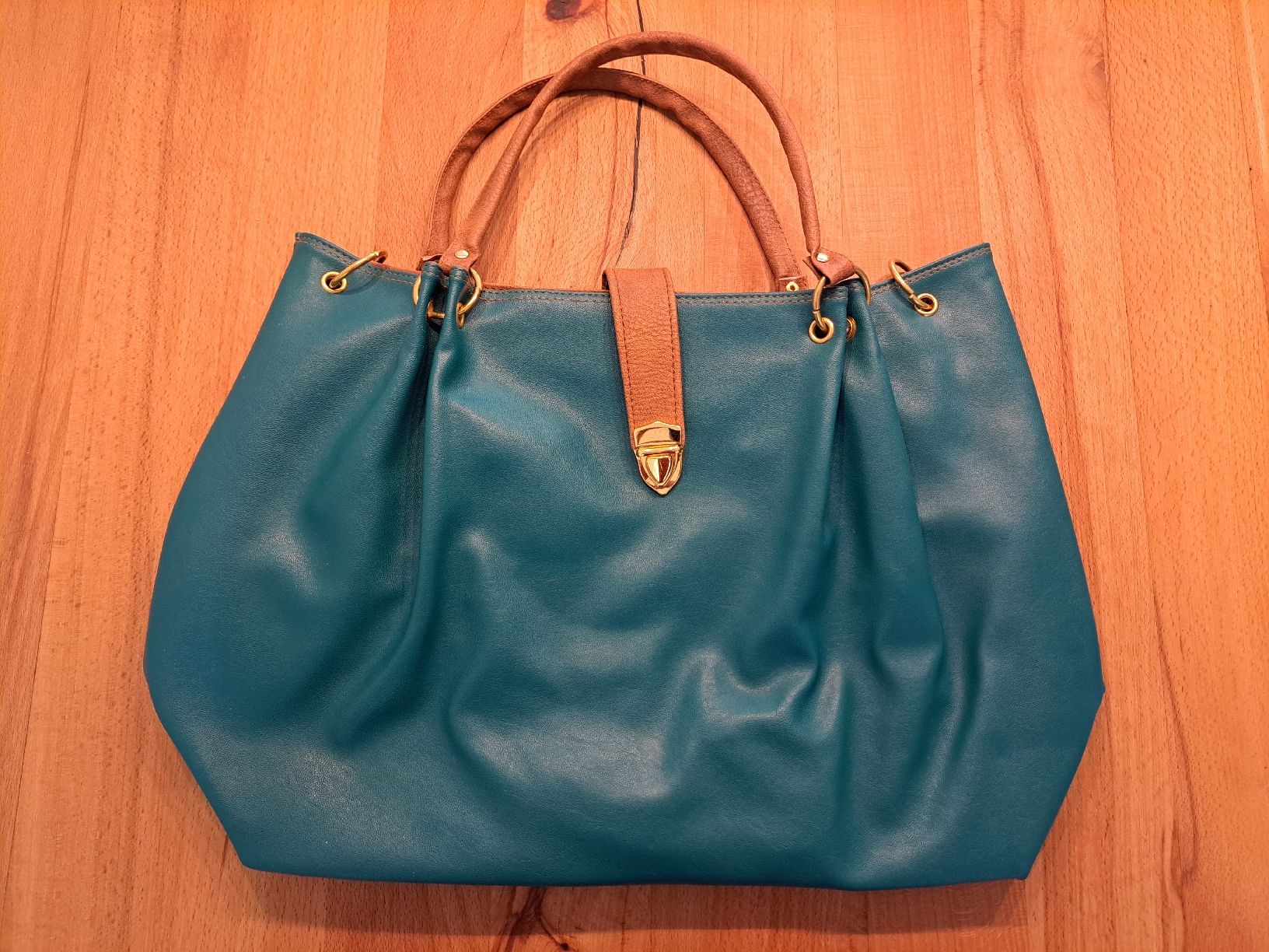 Borse da donna: Handtasche türkis NEU – Nuovo (secondo la descrizione) da Elgg venduto da adr_ms99