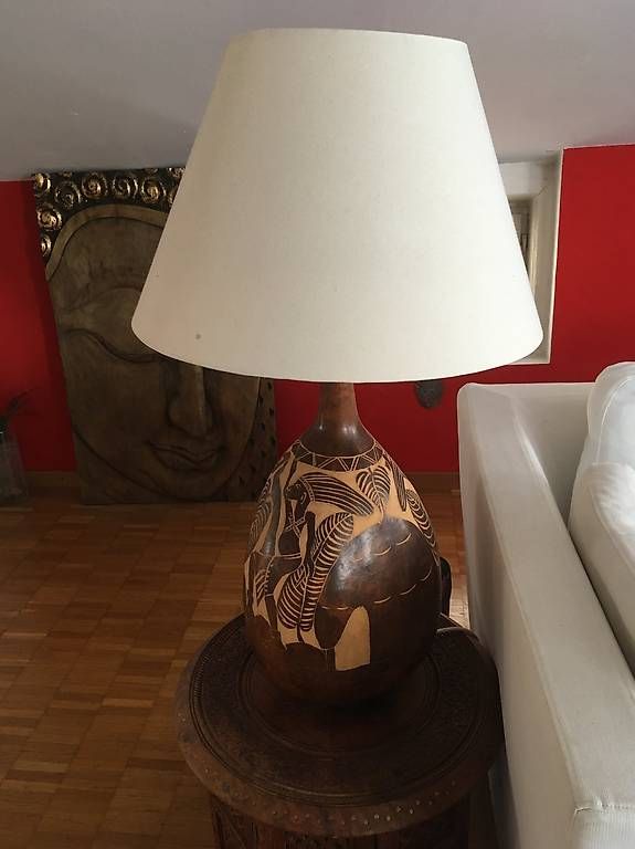 Lampes: Geschnitzte Kalabassen-Stehlampe – D'occasion à Zürich par BuenosAires03