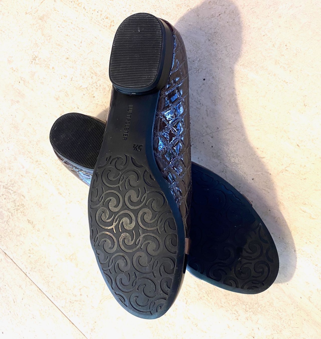 Damenschuhe: Medicus Damenschuhe , Gr.38 1/2  Lackleder, bequem – Gebraucht aus Uster von ros_pym8 3