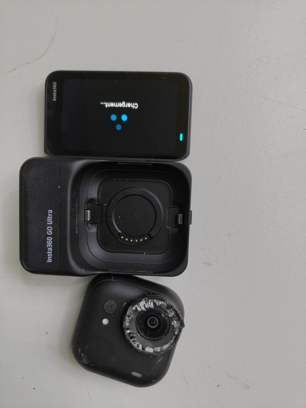 Insta360 Action Cam: INSTA360 GO Ultra Ab 30.Fr – Difettoso da Solothurn venduto da SDGG 3