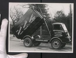 Fotografie Lastwagen Morris mit Hamshaw 