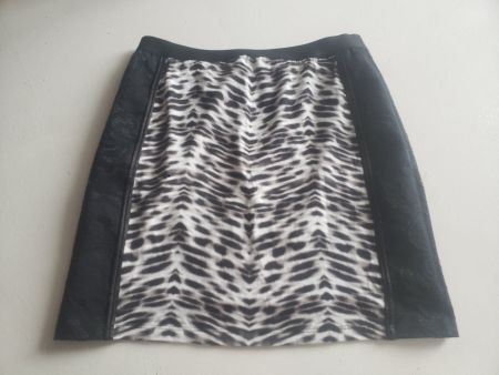 Marc Cain Rock, neu, N3 (38) Ukraine Spende
