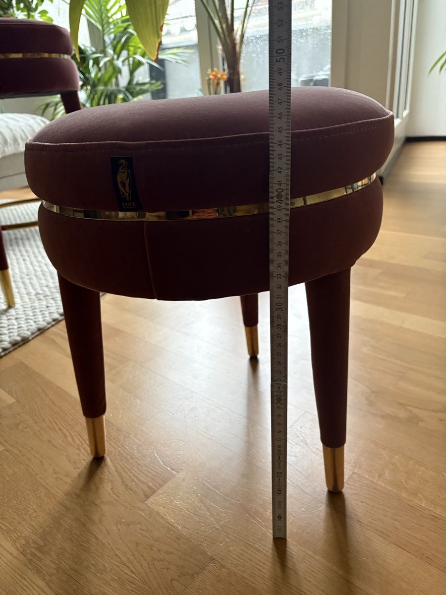 Sgabelli: Dunkel roter Samthocker  – Usato da Luzern venduto da pie_67wl 2