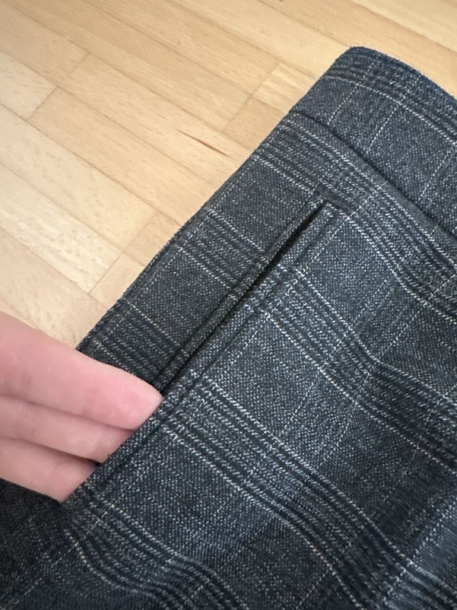 Pantaloni: Damen Hose Jigsaw - Grösse 38 – Usato da Zürich venduto da KrisZH 2