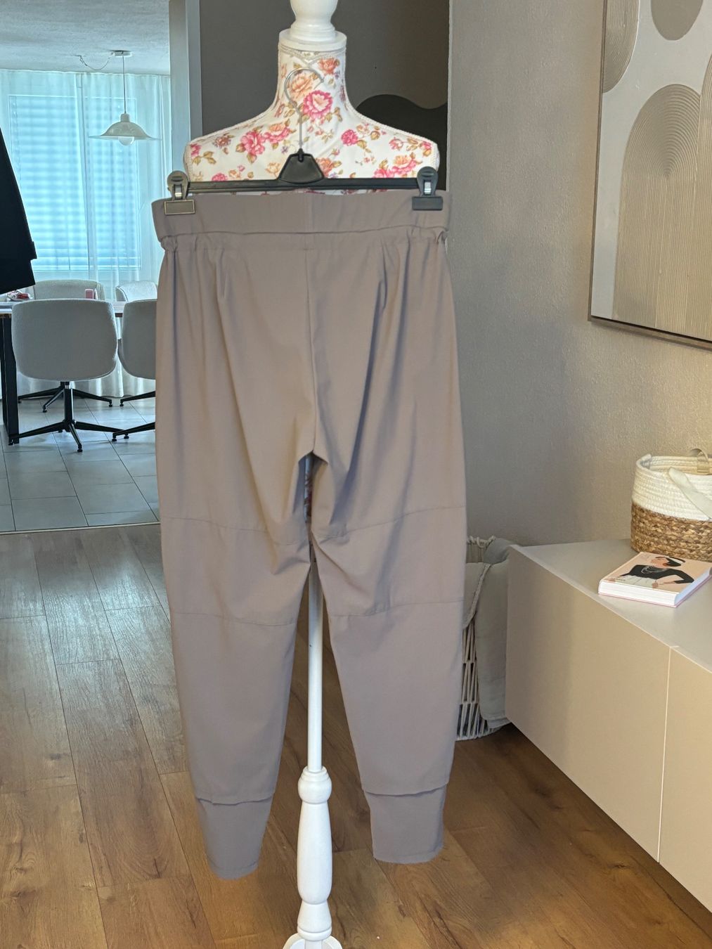 Raffaello Rossi Pantaloni: Raffaello Rossi Trousers – Usato da St. Margrethen SG venduto da dijanaO 1