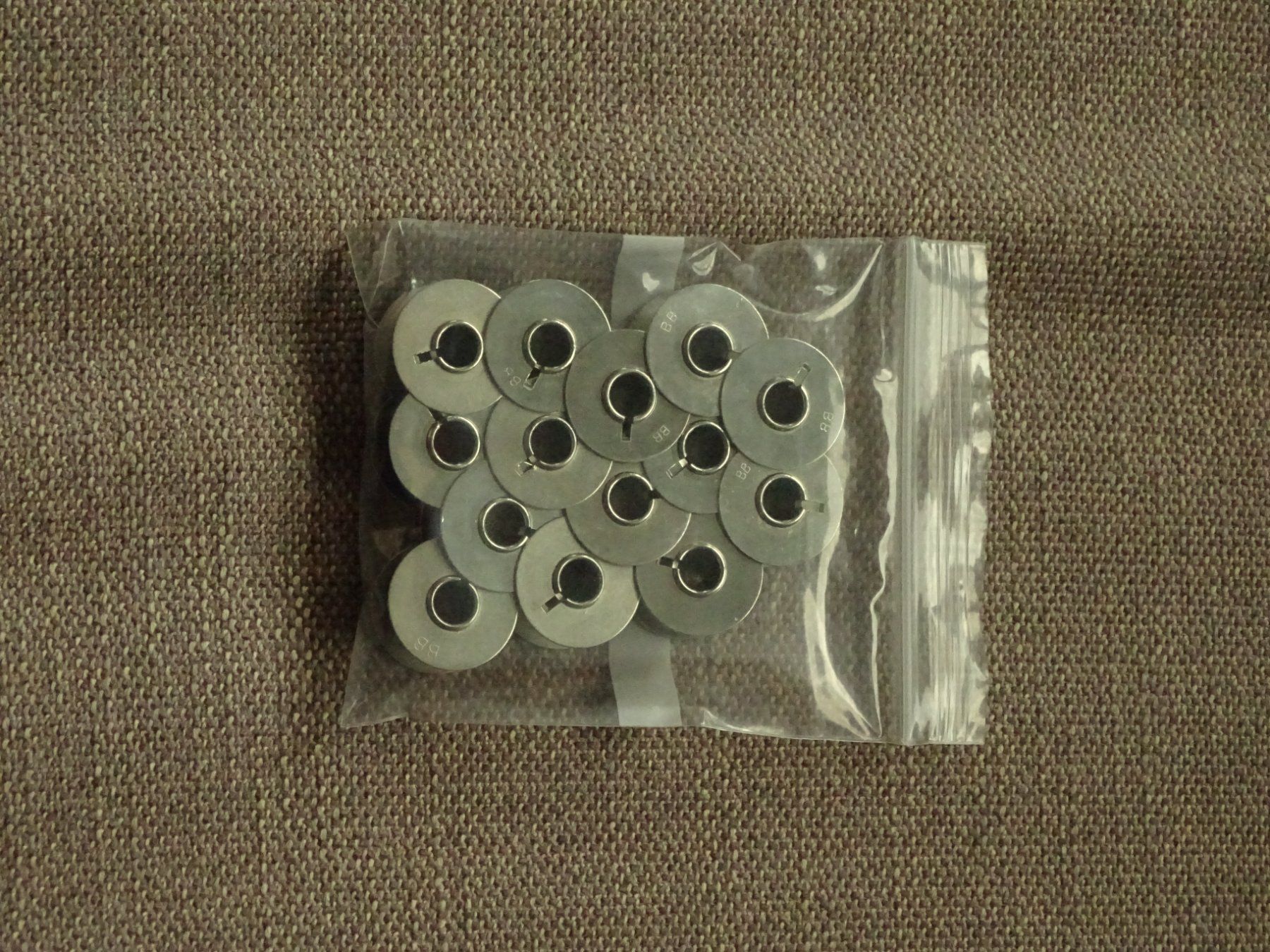 Bernina Macchine da cucire: 14 Spulen Bernina original – Usato da Hirzel venduto da Musicman03