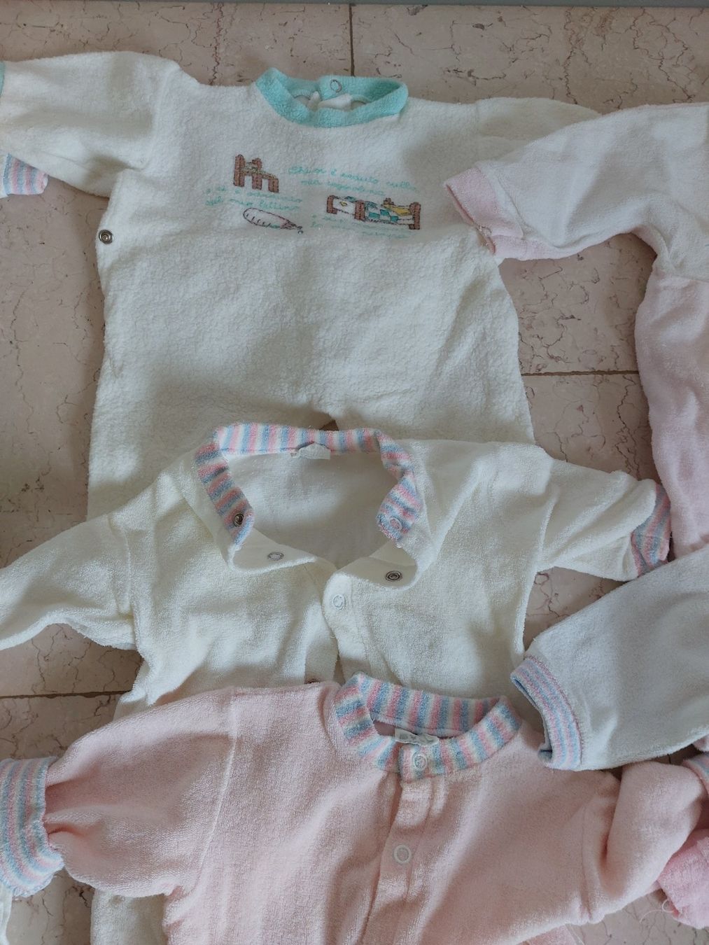 Lotti & Set di vestiti: Baby-Kleider – Usato da Zürich venduto da Stenat 4