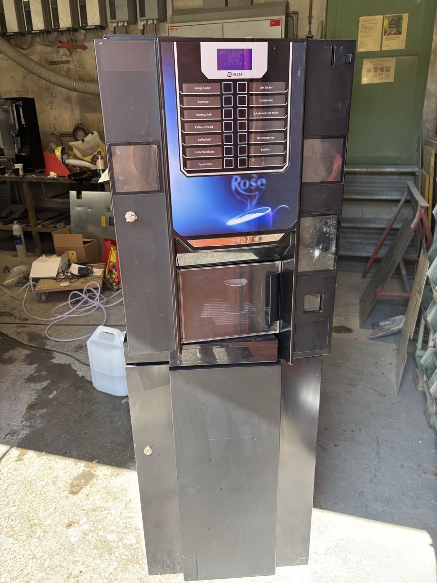 Selecta Macchine per caffè & Macchine per espresso: Kaffeeautomat Selecta Necta – Usato da Bûlach venduto da rju_877h