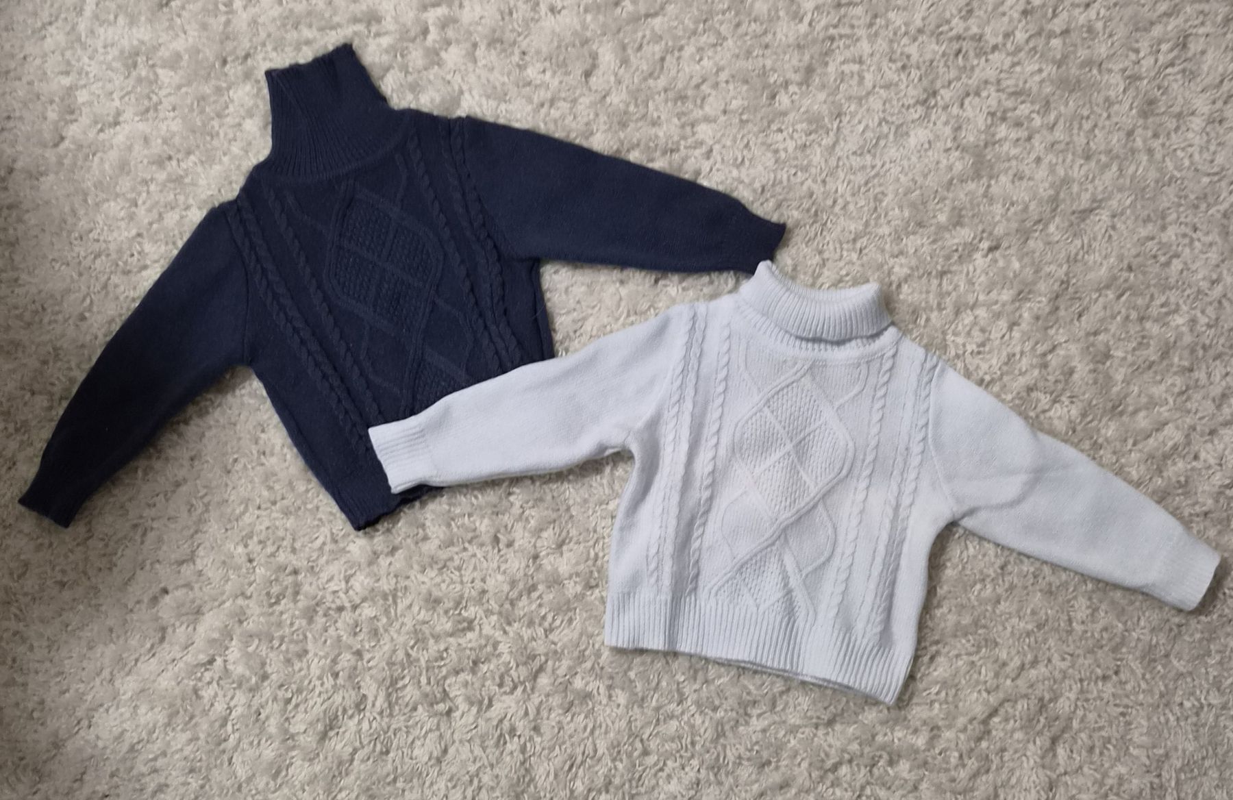Pullover & Sweatshirts: Pullover – Gebraucht aus Neuenhof von Vany0607