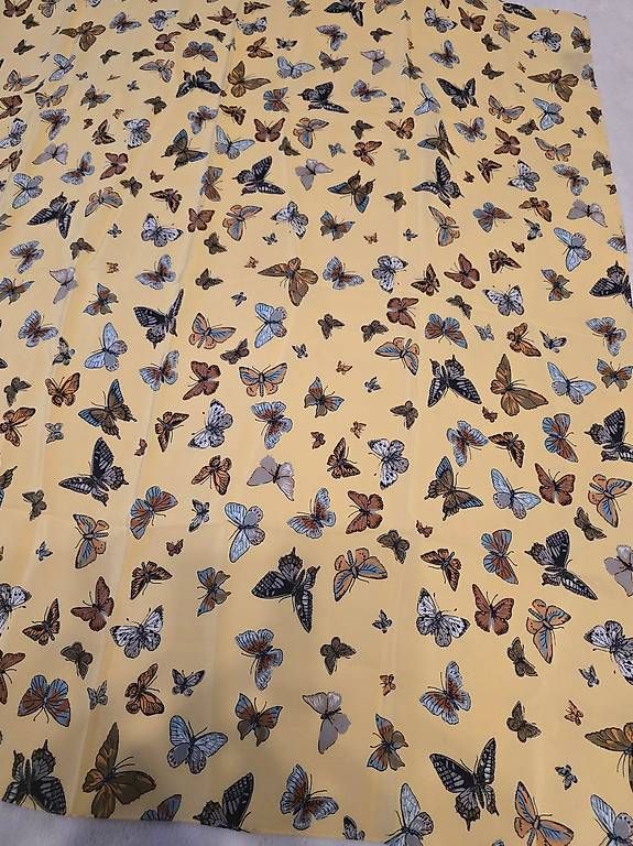 Foulard & Sciarpe: Christian Fischbacher 100% SILK – Usato da Zürich venduto da bil_s7tp 1