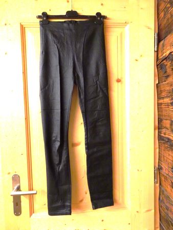 Uni schwarze Stretch Hose von Vila Gr. S - 42615