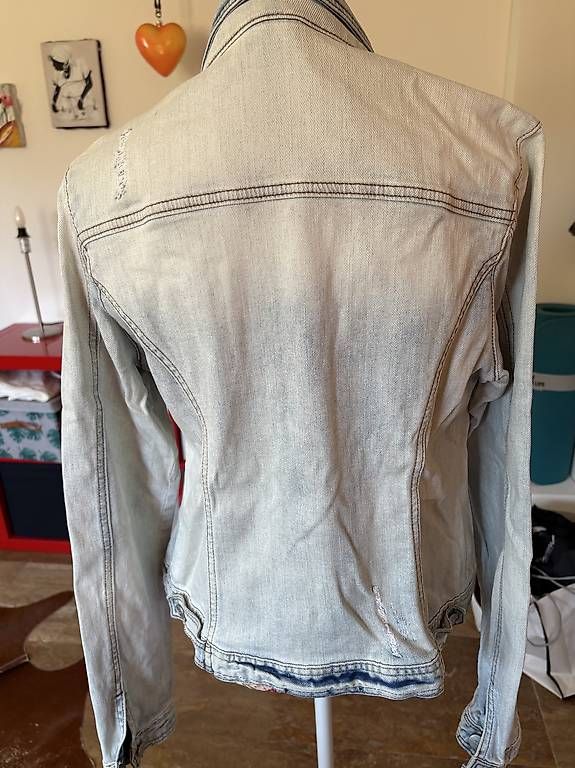Giacche: Jeans Jacke – Usato da Oberwil venduto da Fanny2017 1