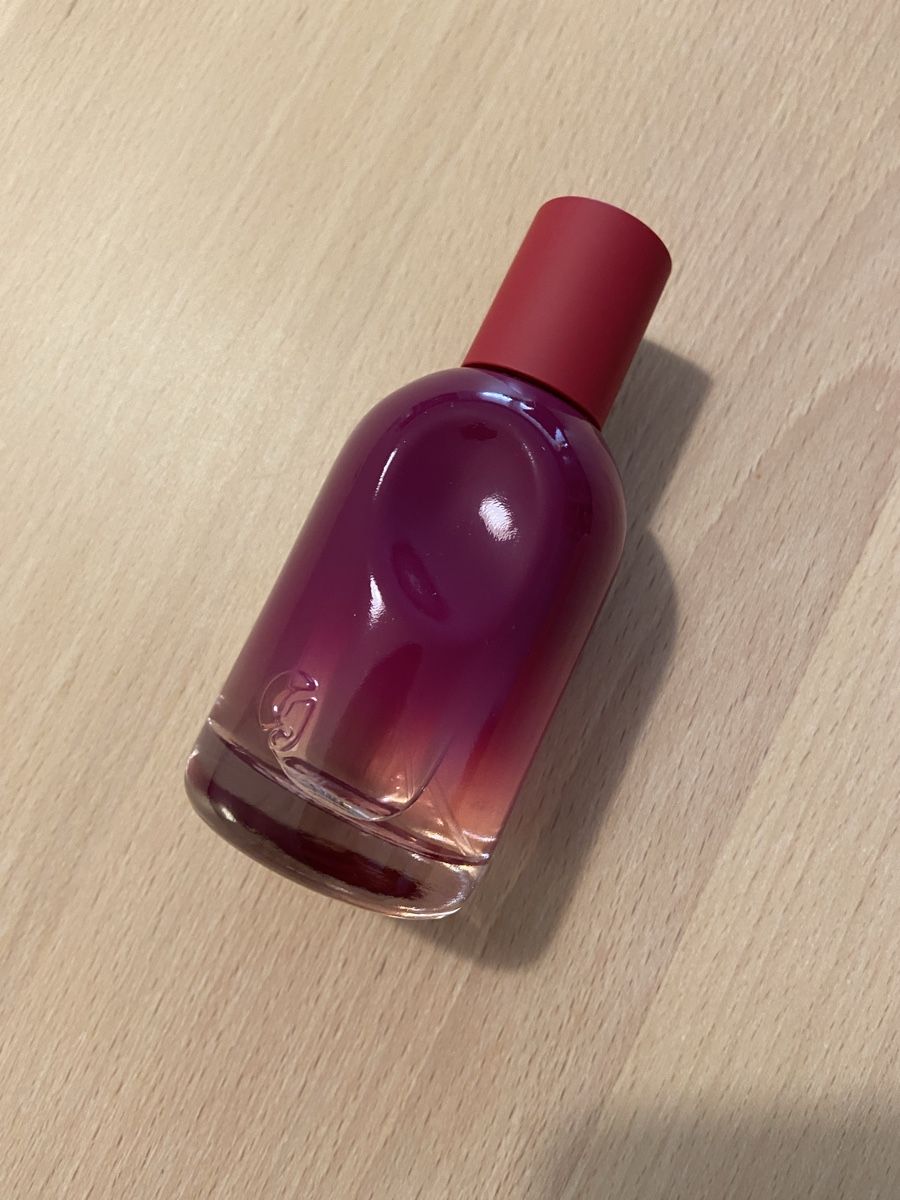 Profumi & Eau de Toilette: Glossier You Rêve 50 ml neuf – Nuovo (secondo la descrizione) da Veyrier venduto da sosozizou