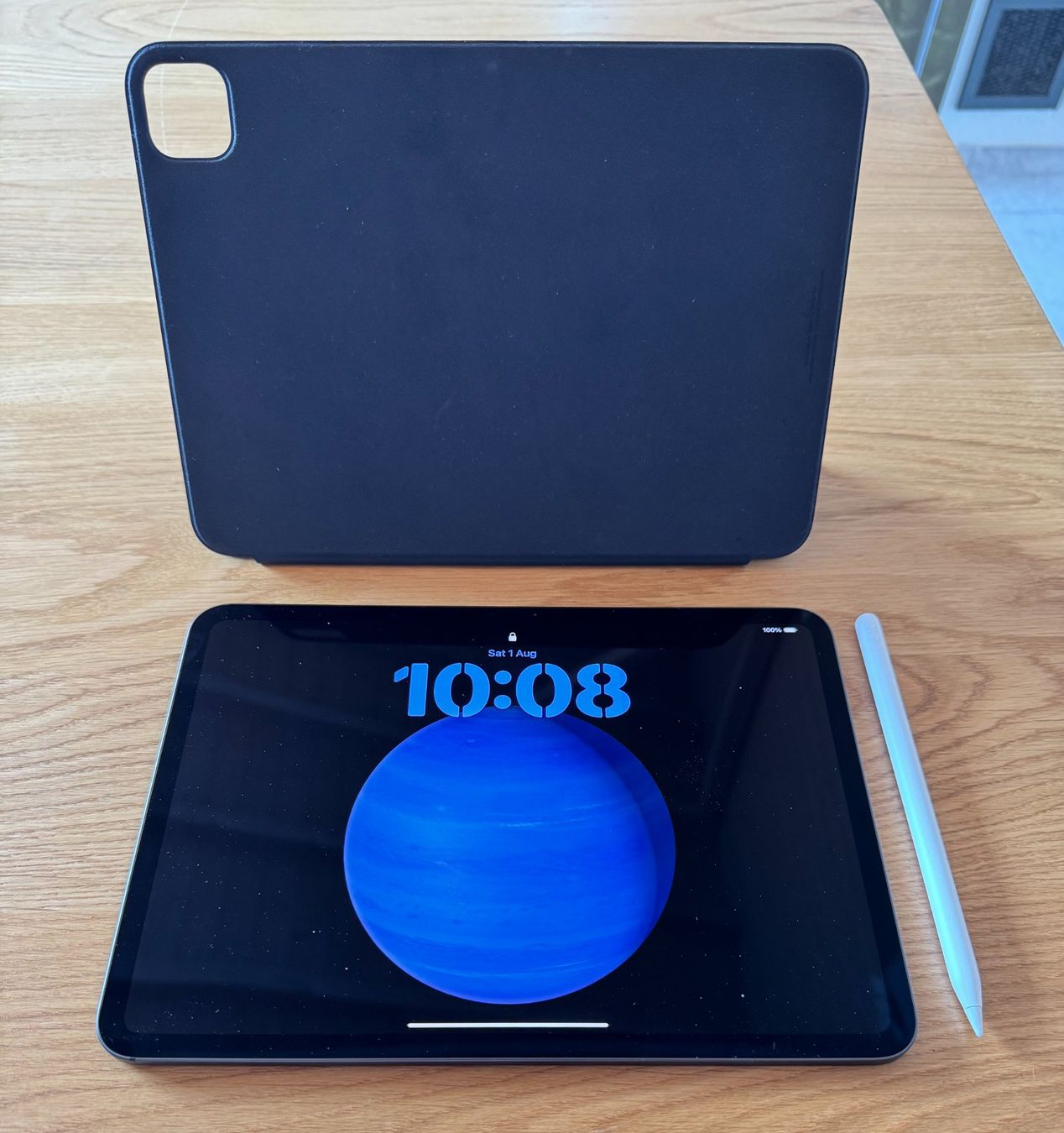 Apple Tablettes PC: Apple iPad Pro M4 11" 256gb + Smart Folio + Pencil Pro – D'occasion à Neuhausen par Lanre44