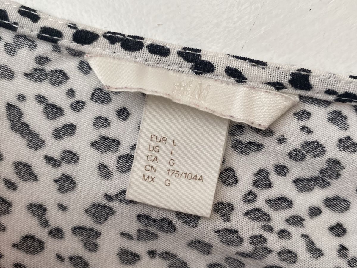 H&M Maglioni & Felpe: Damen Pullover Schwarz Weiss Grösse L – Usato da Hausen AG venduto da corinne_g 2