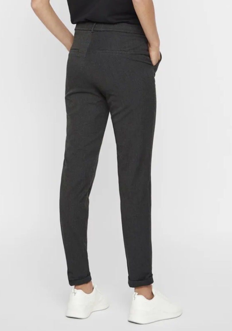 Vero Moda Pantaloni: Stoffhose von Vero Moda, Grösse M/30, dunkelgrau – Nuovo (secondo la descrizione) da Erlinsbach SO venduto da hallon480 6