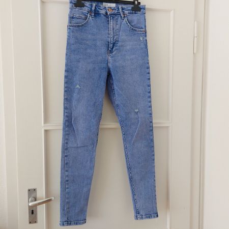 Pantalon Bershka taille 38