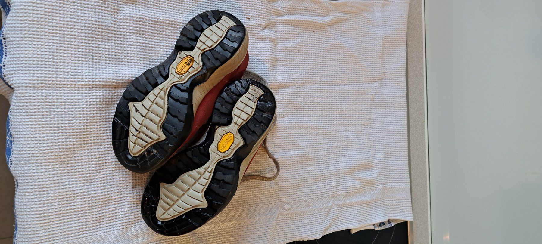 Scarpa Scarpe per ragazzi: Scarpa Trekking-Schuhe, Grösse 27 – Usato da Hinterkappelen venduto da Anbal 1