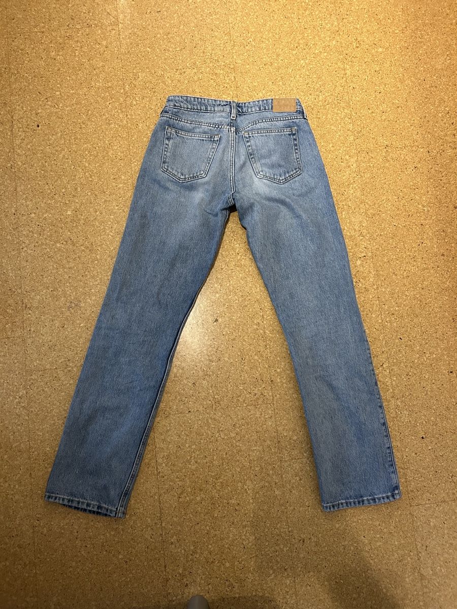 Weekday Jeans: weekday jeans gr. 27/32 – Usato da Schmitten FR venduto da let_k9yc 2