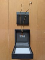 Halskette mit Kreuz neuwertig mit Schmuckbox