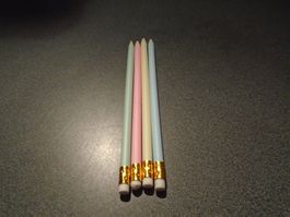 Bleistift 4 Stück mit Radiergummi