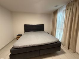 Grosses Boxspringbett (180x200cm) -Top! Neupreis 1400.-