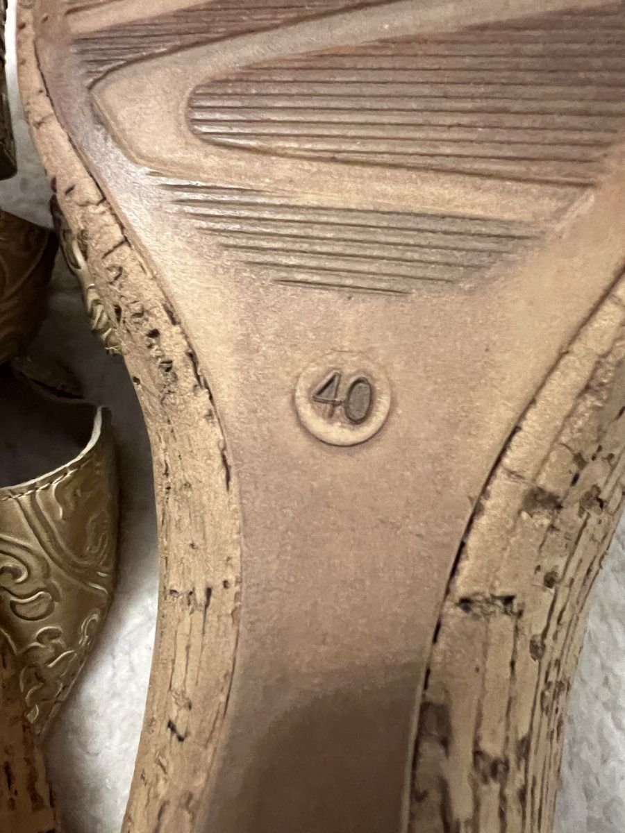 Scarpe da donna: NEU**RHODE SANDALE Gr. 40**SUPER ALS GESCHENK*** – Nuovo (secondo la descrizione) da Zürich venduto da Ceca52 3