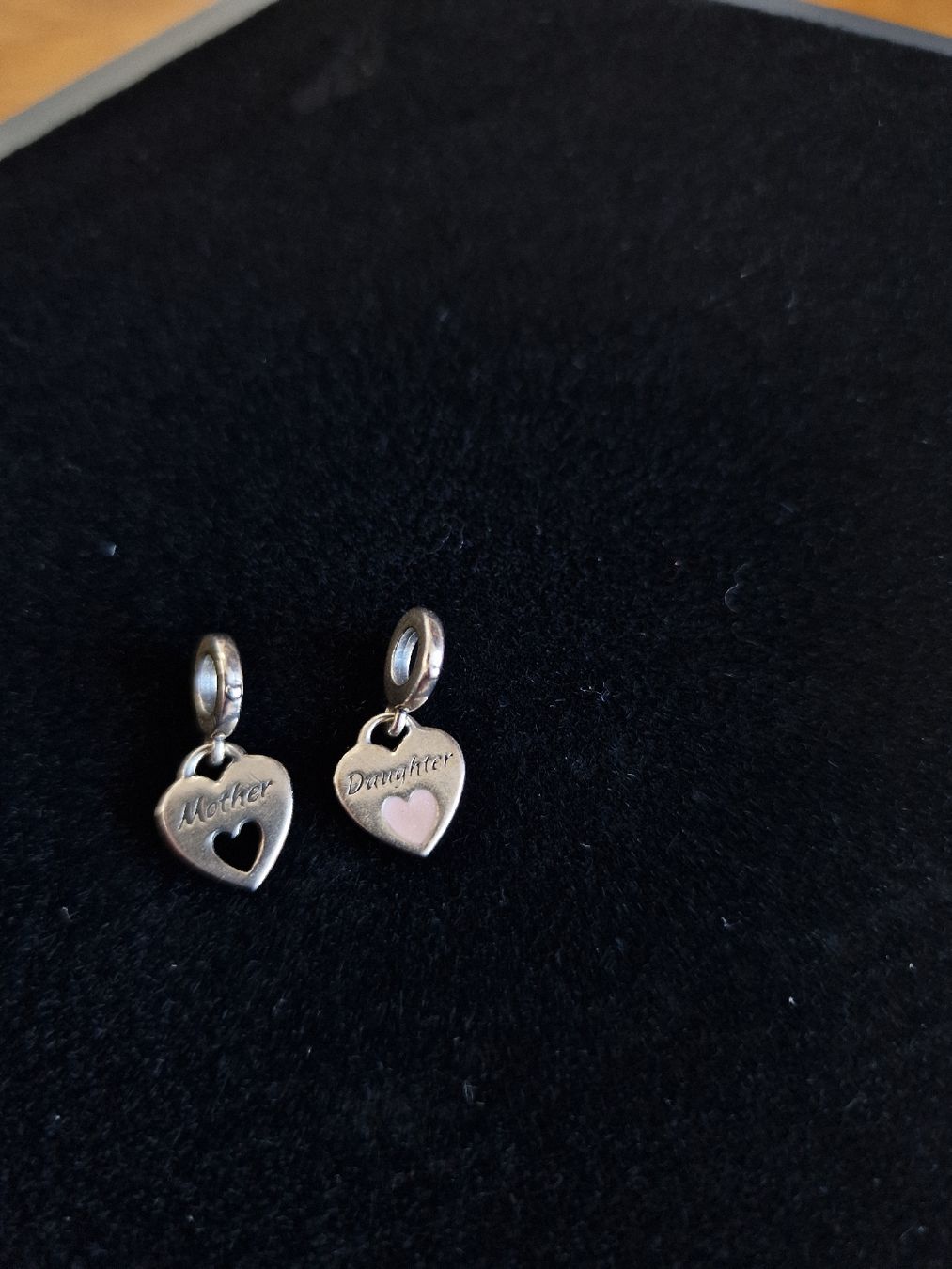 Pandora Armbänder & -reifen: Pandorra – Gebraucht aus Matten(St.Stephan) von mia_b9kd 6