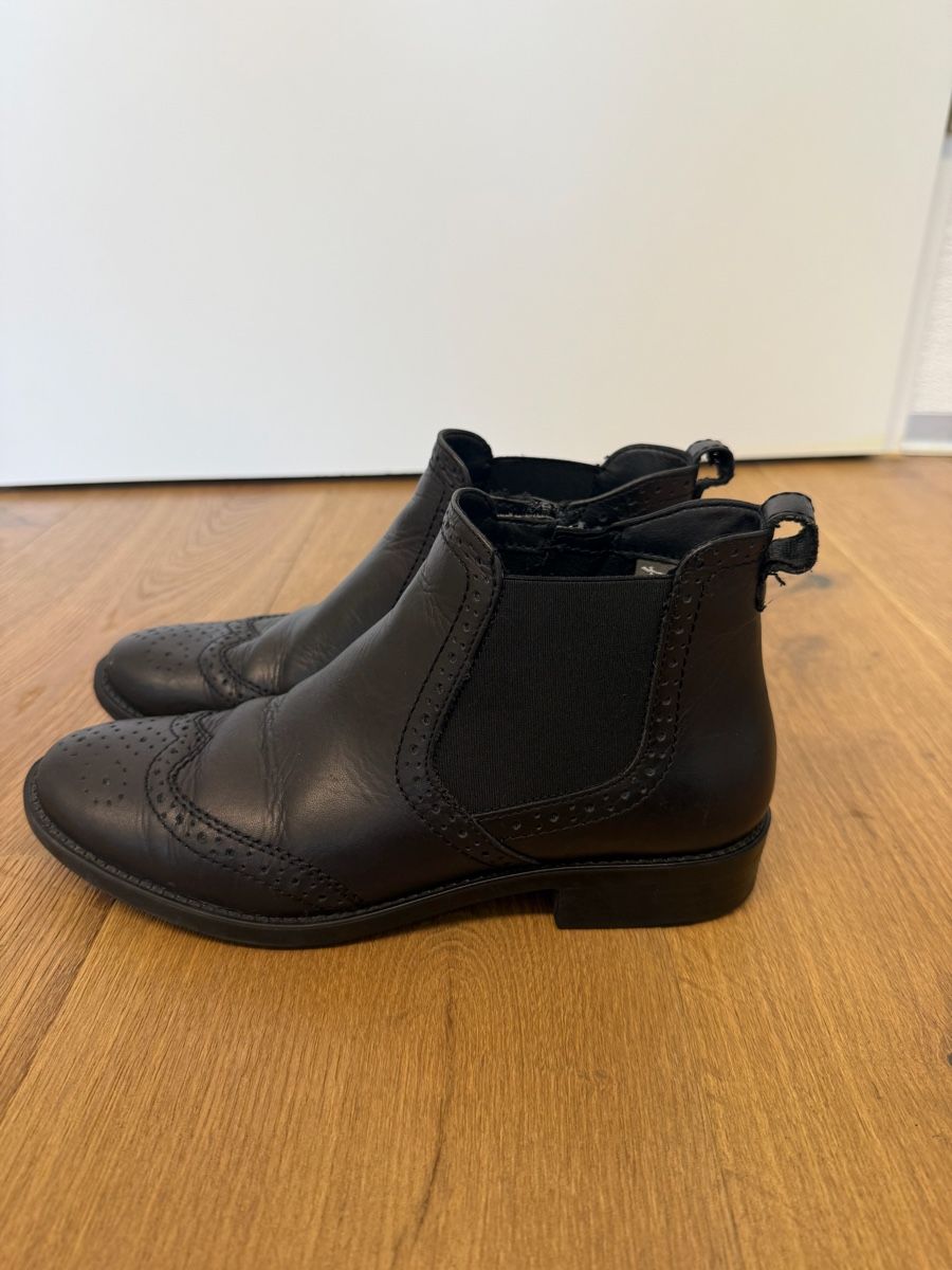 Tamaris Scarpe da donna: Tamaris Stiefeletten schwarz – Usato da Stäfa venduto da alyssa.bgl 2