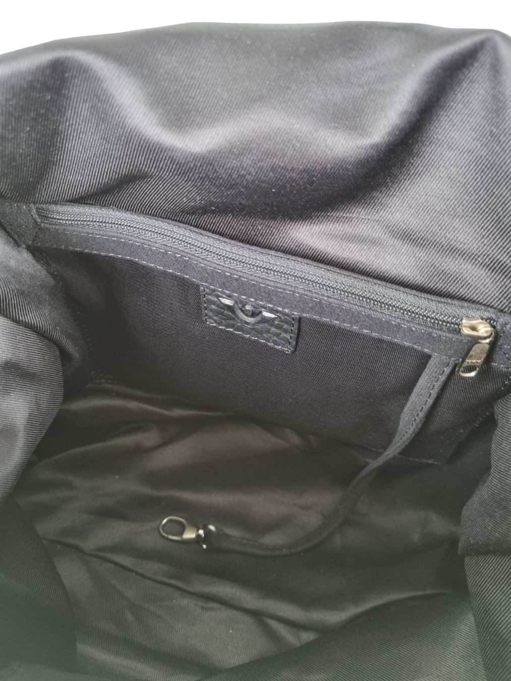 Taschen für Damen: Umhängetasche Schwarz – Gebraucht aus Wangen b. Olten von Restwert_Wangen 3