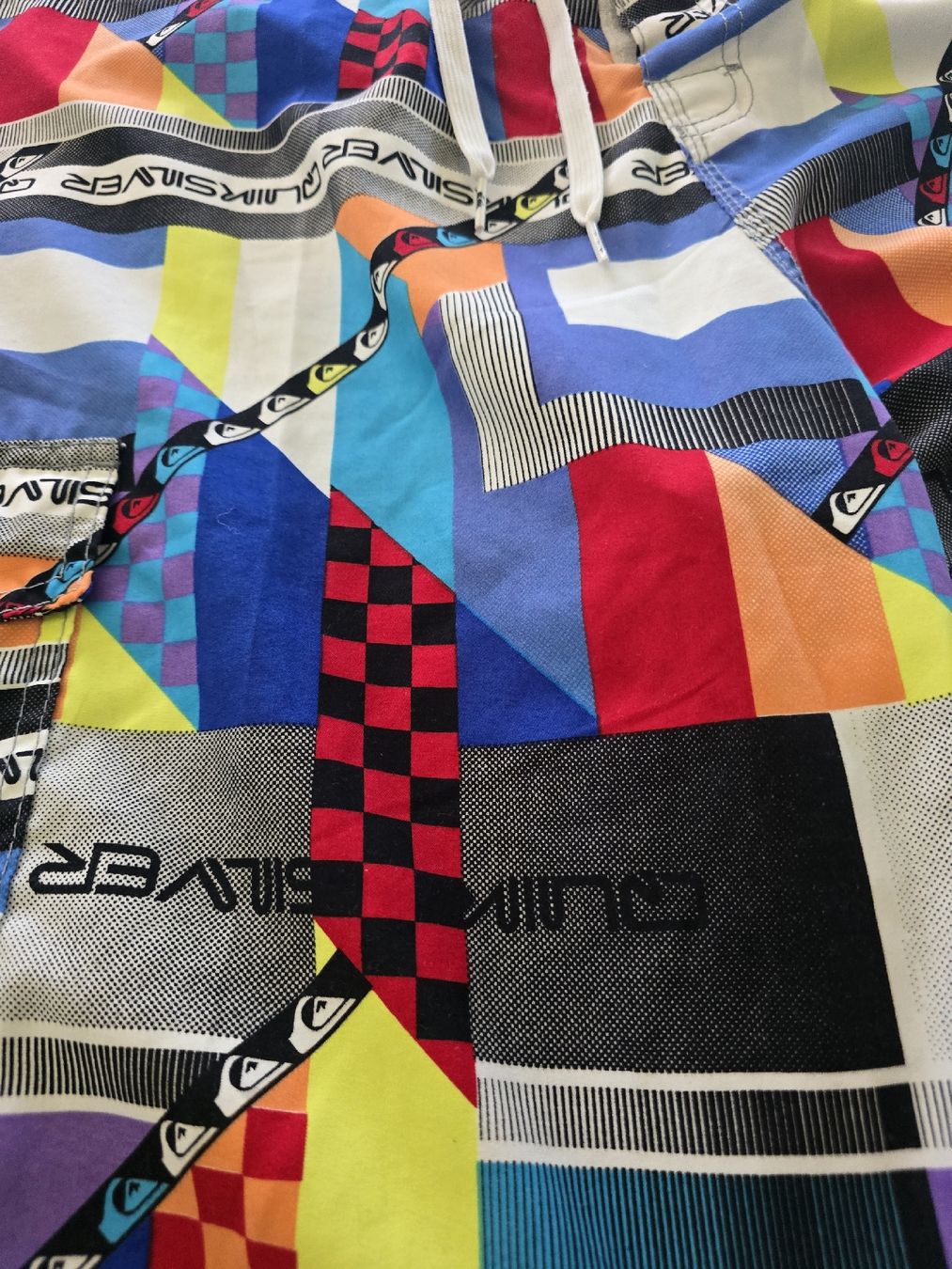 Quiksilver Badehosen: Herren Badehose QUICKSILVER, bunt gemustert, Grösse XL – Gebraucht aus St. Gallen von charly92 1