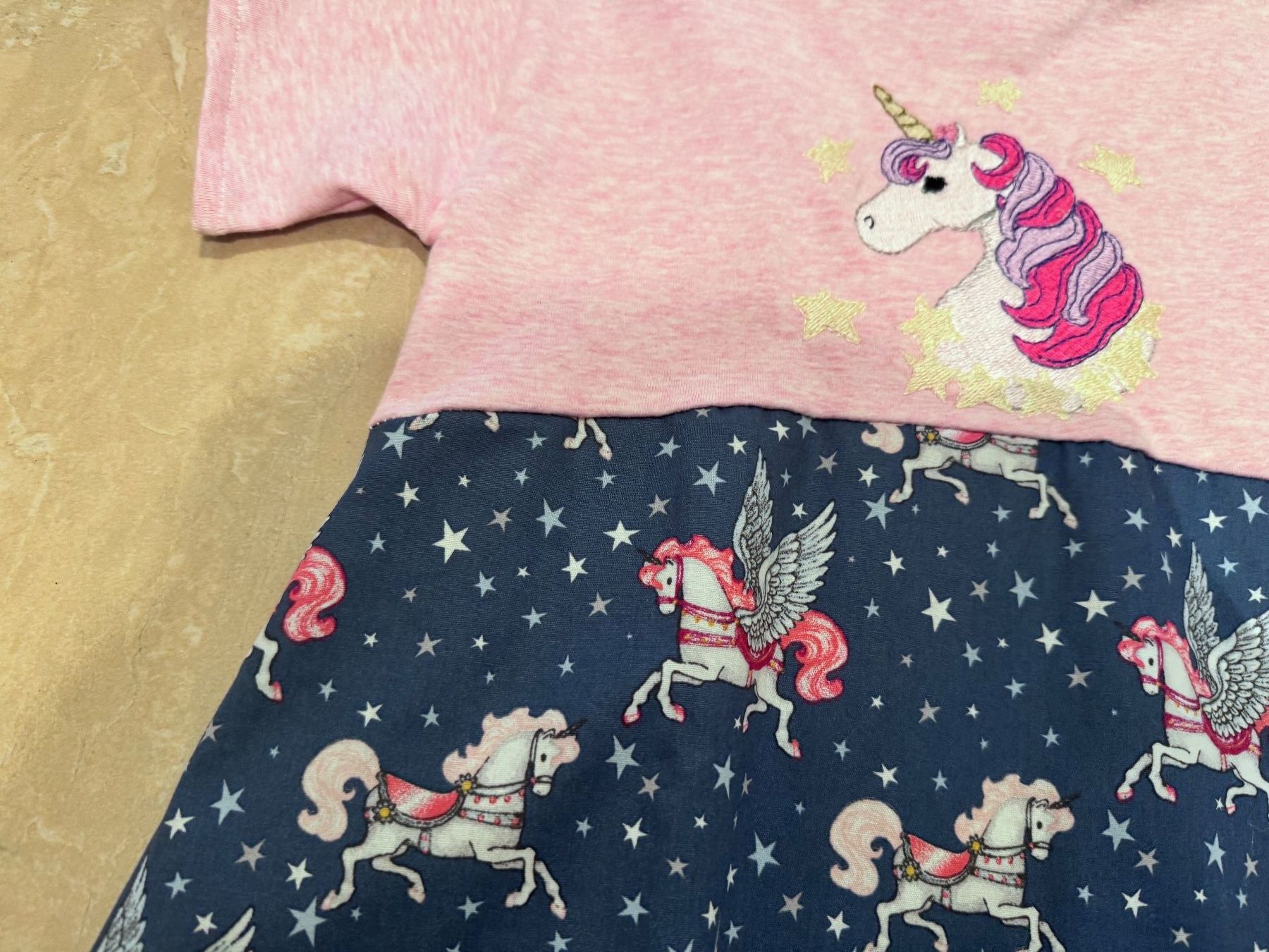 Vestiti & Gonne: neues süsses handmade Einhorn Kleid, 4J 104 – Nuovo (secondo la descrizione) da Klingnau venduto da Markus14 2