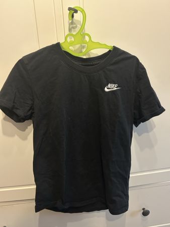 Schwarzes Nike T-Shirt, Grösse xs. In gutem Zustand