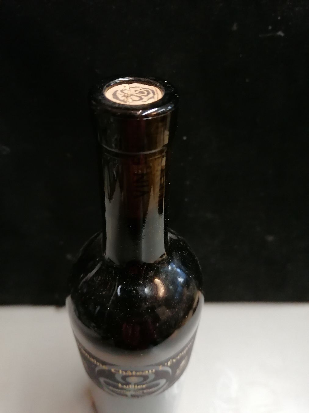 Wein: DOMAINE CHÂTEAU L'ÉVÊQUE 2016 – Neu (gemäss Beschreibung) aus Genève von Leboucheoreilles 2