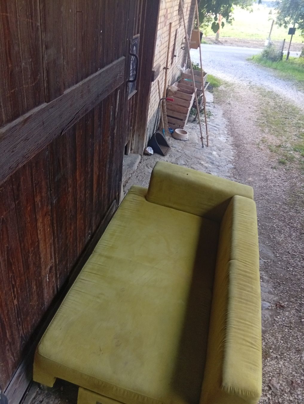 Divani: Bettsofa – Usato da Oberwil-Lieli venduto da RadhaKrishnaDas 2