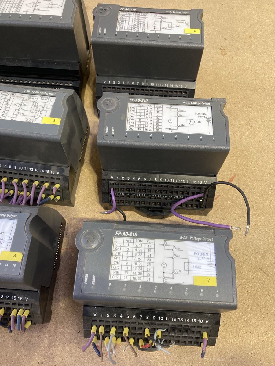 National Instruments Componenti elettronici: National Instruments Fieldpoint Module Konvolut – Usato da Winterthur venduto da chmeier2 1