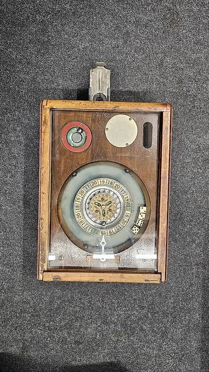 Slot Machine: Spielautomat Antik – Usato da Obergösgen venduto da r_maurer