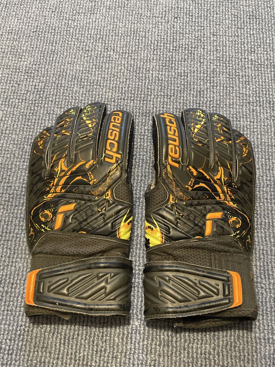 Reusch Guanti & manicotti: Reusch Torwarthandschuhe – Usato da Wettswil venduto da Chlaettermus
